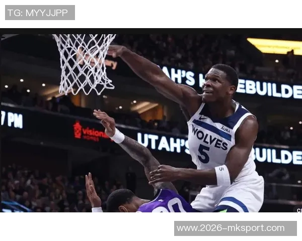 NBA精彩回顾：活塞战胜老鹰独行侠轻松击败篮网勇士力克森林狼展现强劲实力