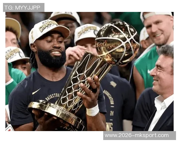 杰伦布朗谈库里与UA分手背后的勇气与掌控命运的智慧 杰伦布朗谈库里与UA分手背后的勇气与掌控命运的智慧